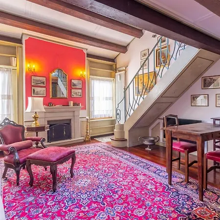 Santa Sofia Historic Loft In Apartment Padova